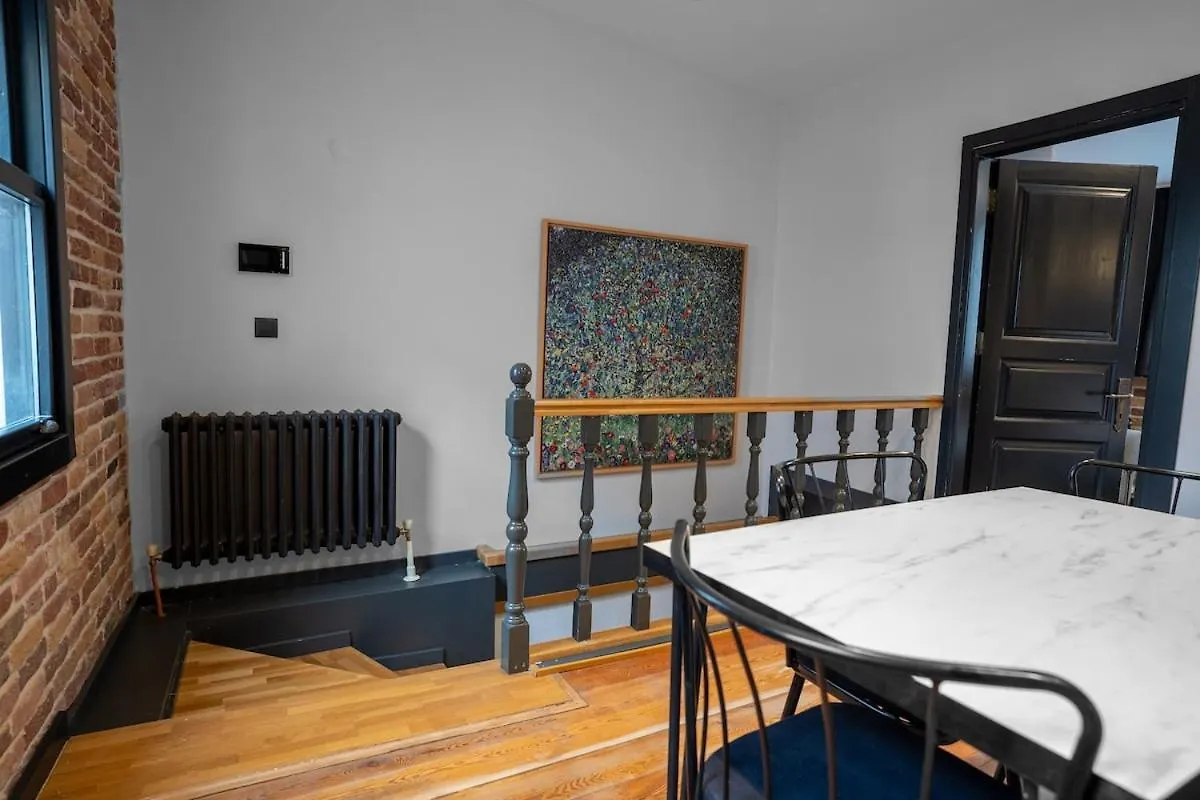 Apartment Designed 2Br Rooftop Duplex With Private Terrace Istanbul Turkey