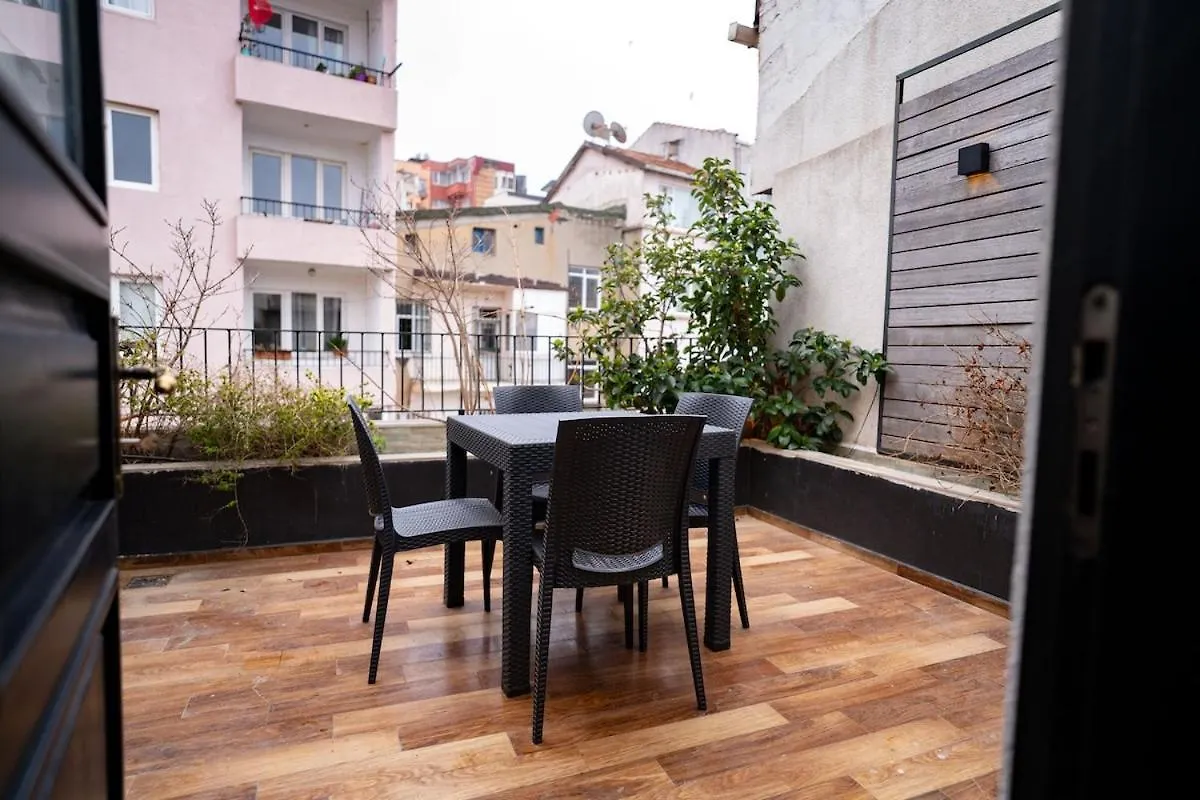 Designed 2Br Rooftop Duplex With Private Terrace Istanbul